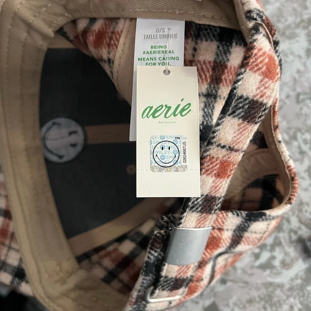 NWT Aerie Smiley Baseball Hat